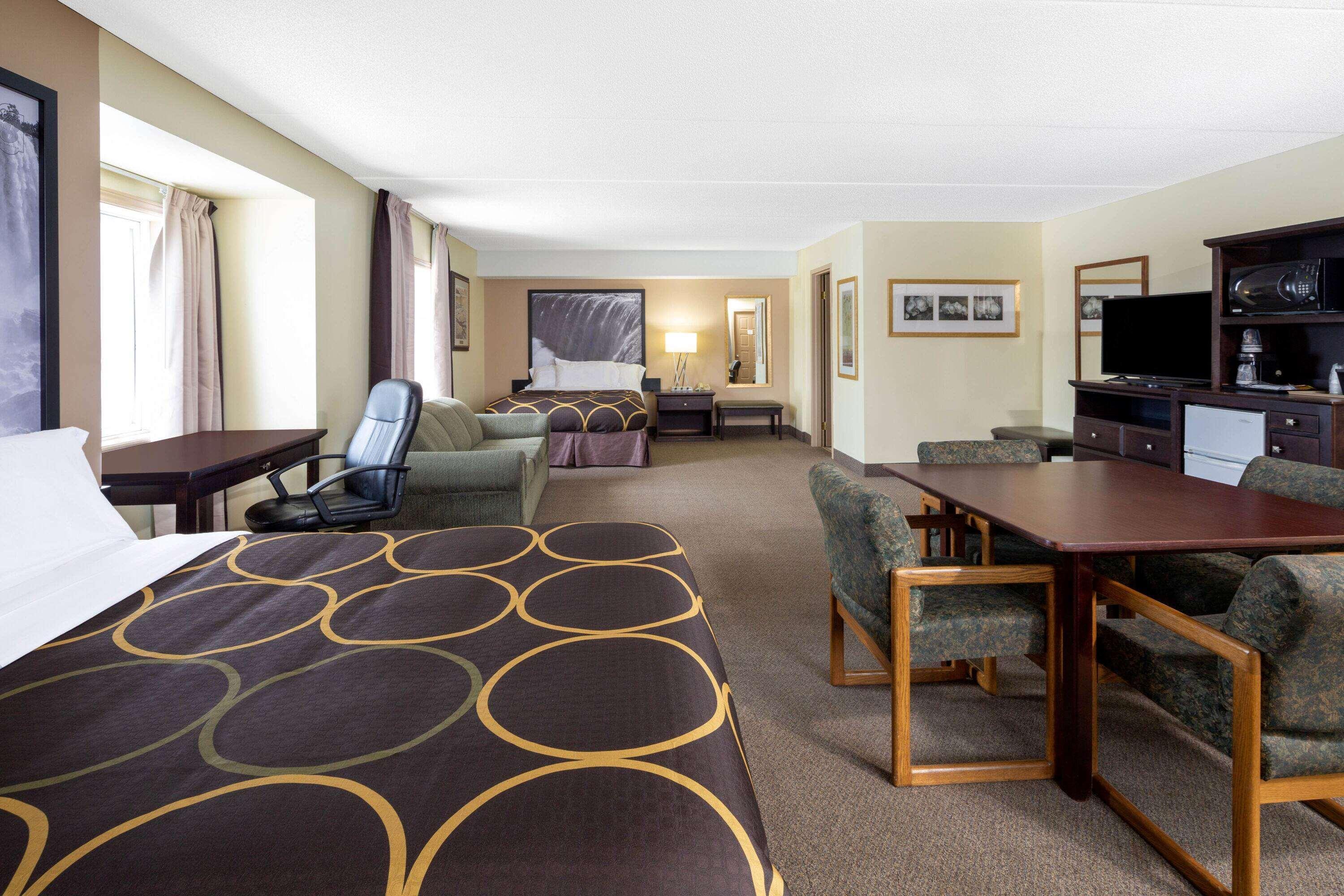 Super 8 By Wyndham By The Falls Hotel Niagara Falls