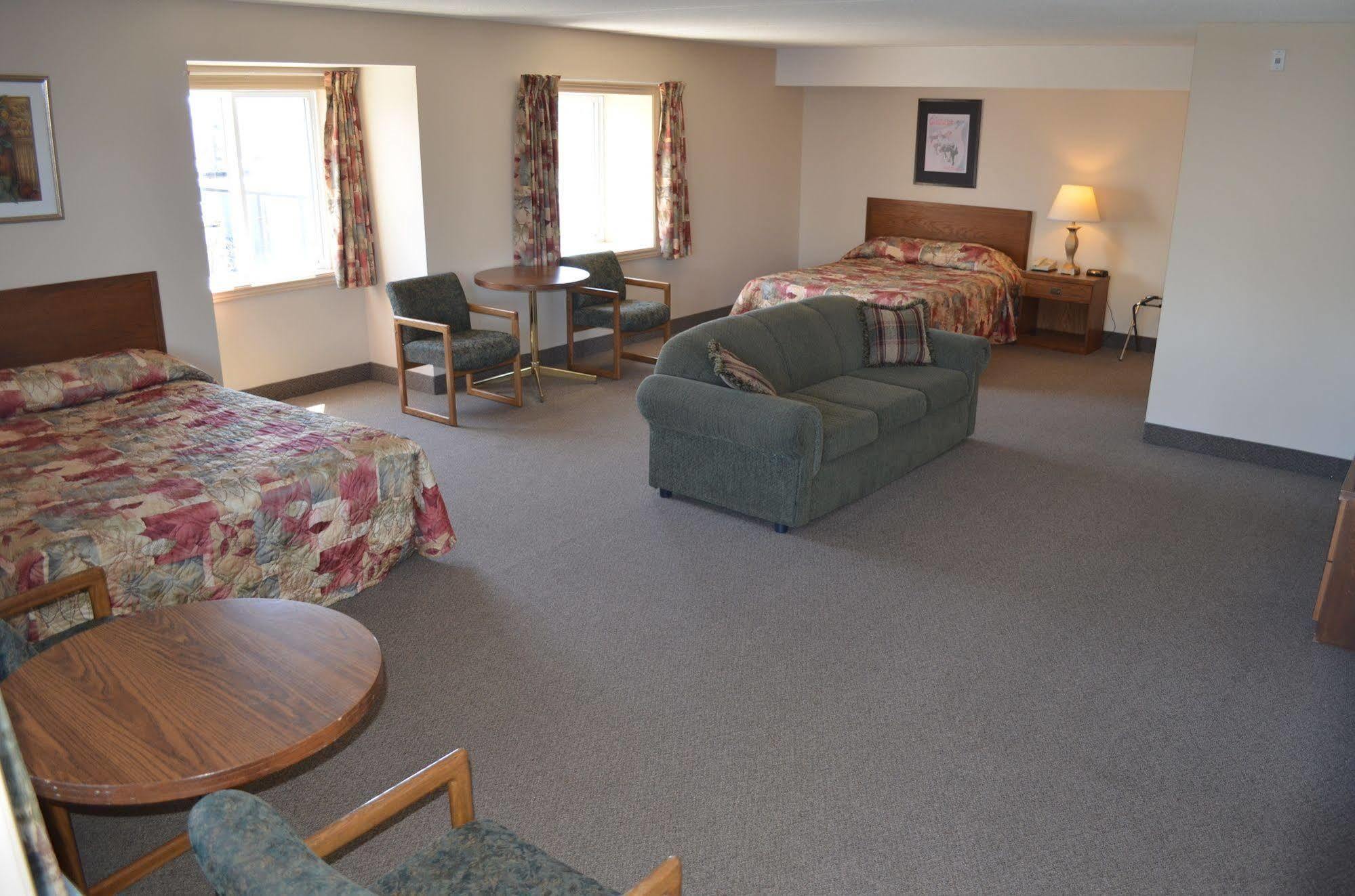 Super 8 By Wyndham By The Falls Niagara Falls